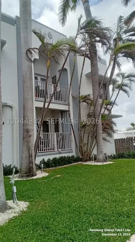 9248 Collins Avenue Surfside FL 33154