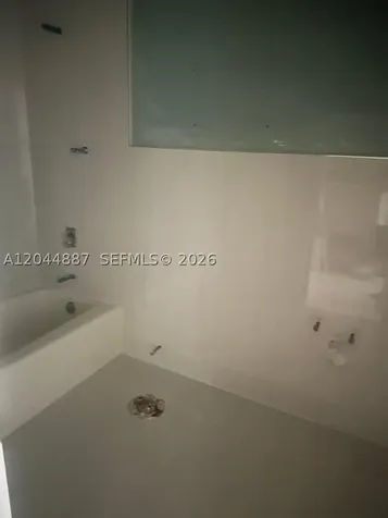 Miami FL 33186