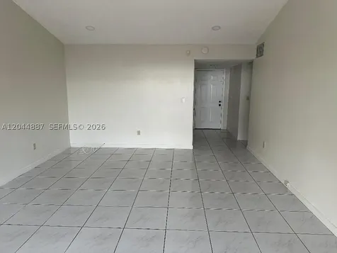 Miami FL 33186