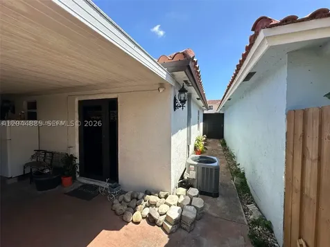11537 SW 6th Street Sweetwater FL 33174