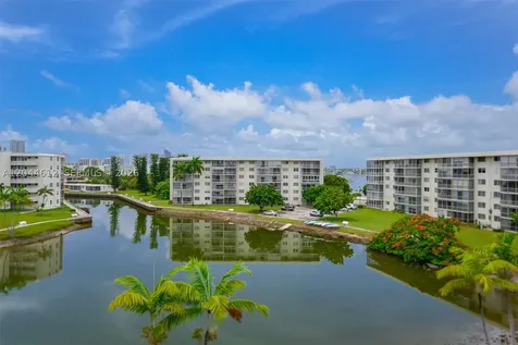 2851 Leonard Drive Aventura FL 33160