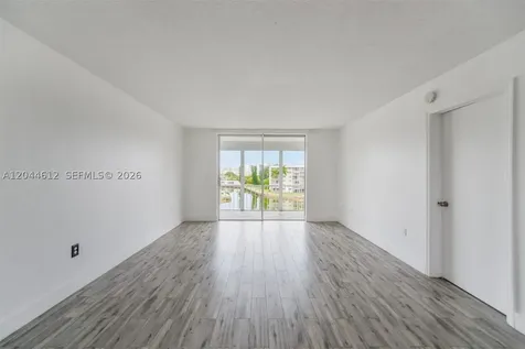 2851 Leonard Drive Aventura FL 33160