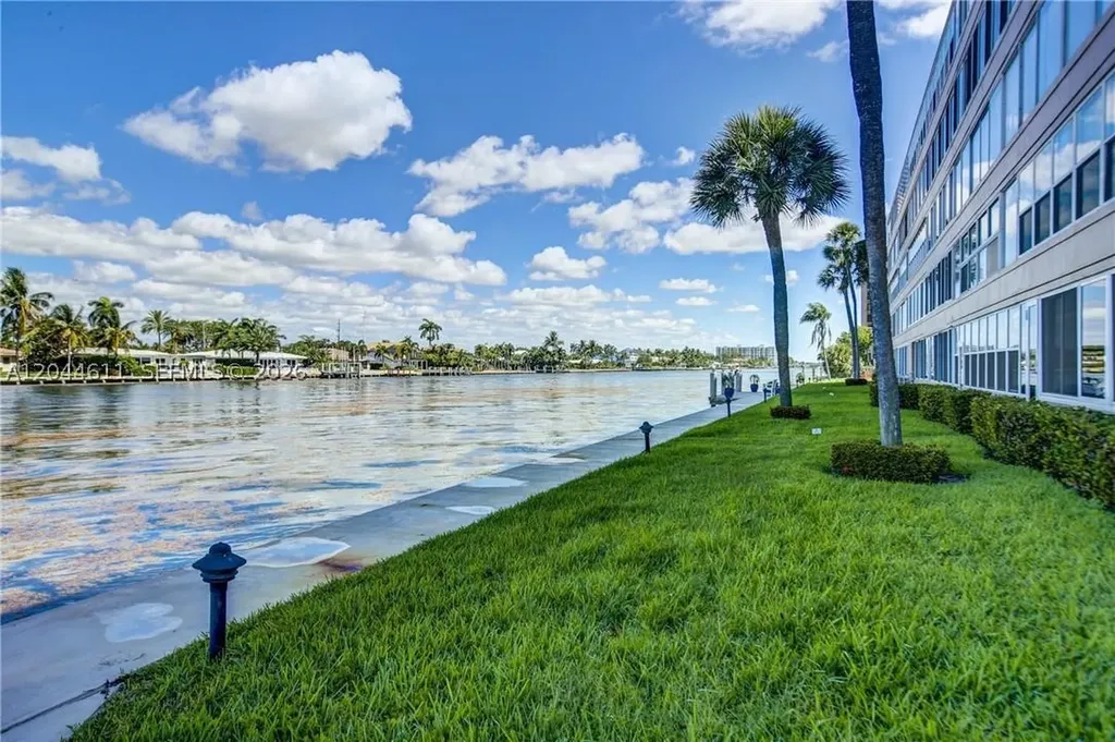 401 N Riverside Drive Pompano Beach FL 33062