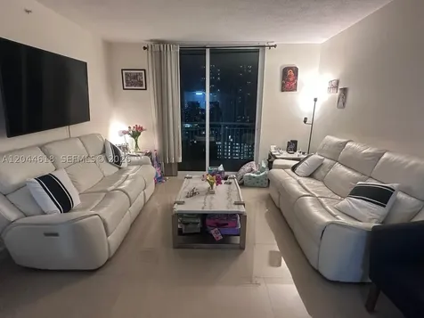 275 NE 18th Street Miami FL 33132