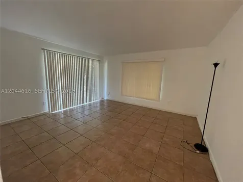 7841 Dunham Boulevard Miami FL 33138