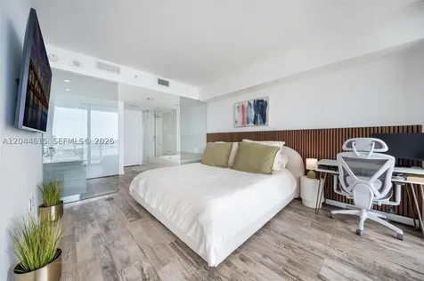 650 NE 32nd Street Miami FL 33137