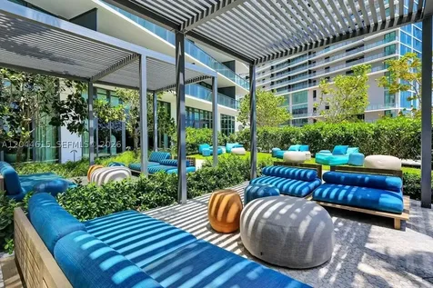 650 NE 32nd Street Miami FL 33137