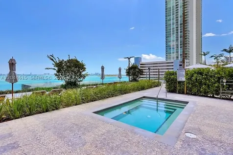 650 NE 32nd Street Miami FL 33137