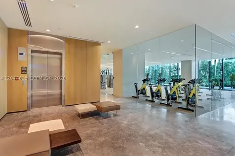 650 NE 32nd Street Miami FL 33137