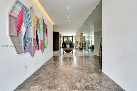 650 NE 32nd Street Miami FL 33137