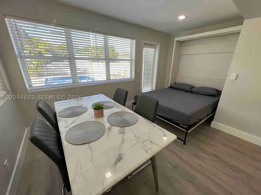 1925 Dewey Street Hollywood FL 33020