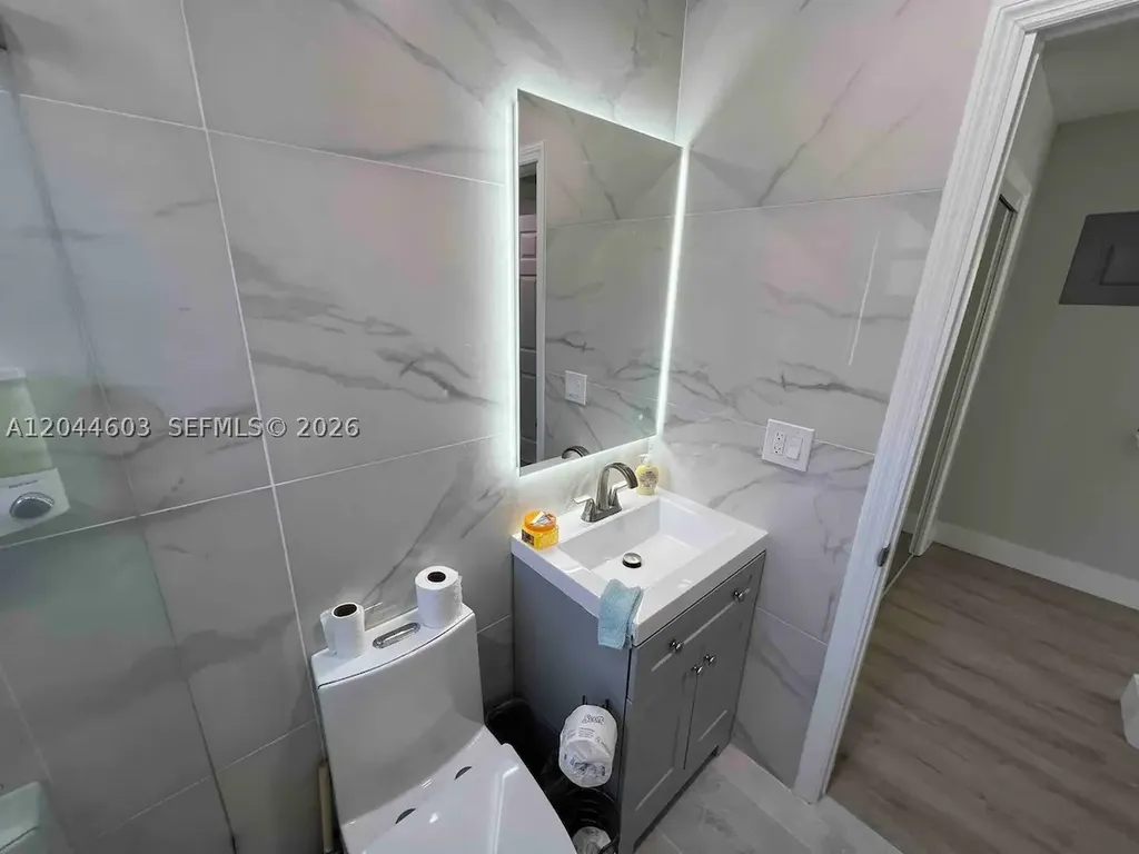 1925 Dewey Street Hollywood FL 33020