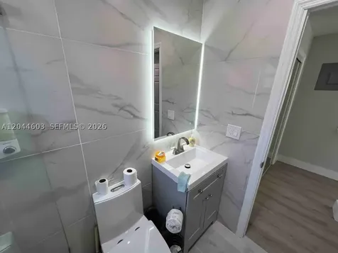 1925 Dewey Street Hollywood FL 33020