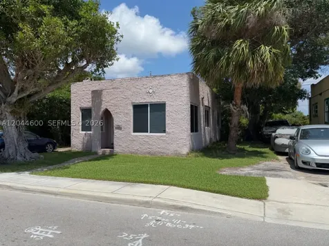 1154 W 25th Street Riviera Beach FL 33404