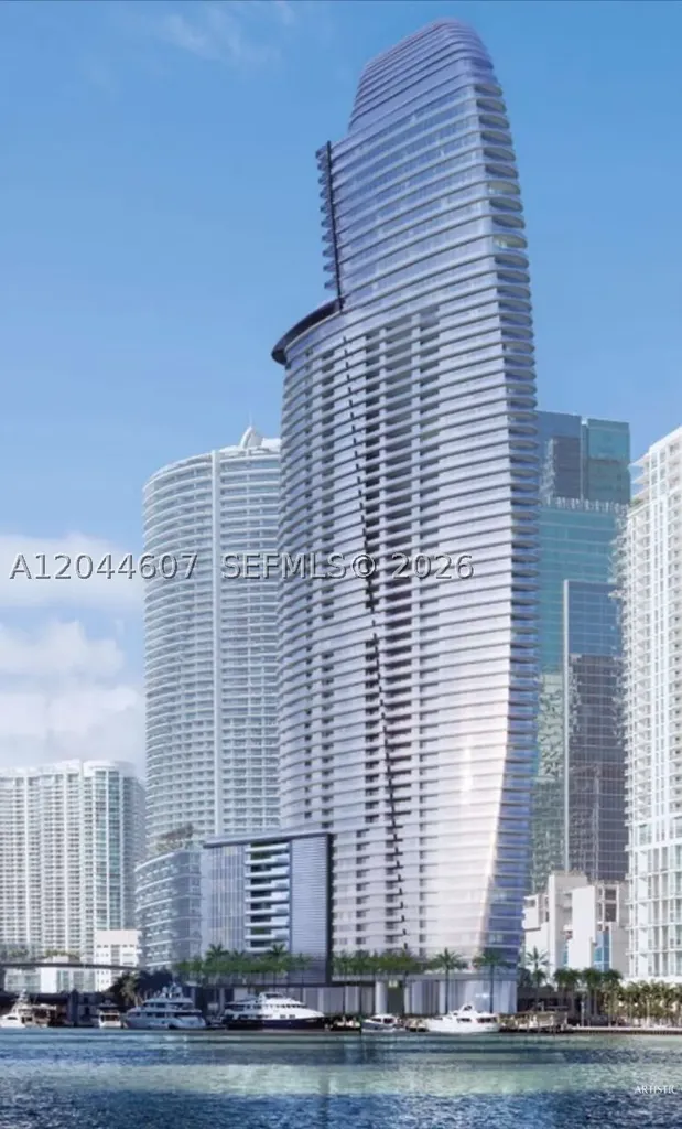 300 Biscayne Blvd Way Miami FL 33131