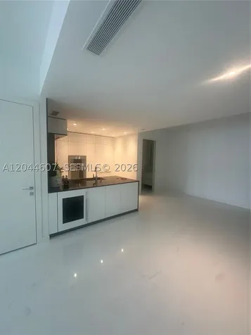 300 Biscayne Blvd Way Miami FL 33131