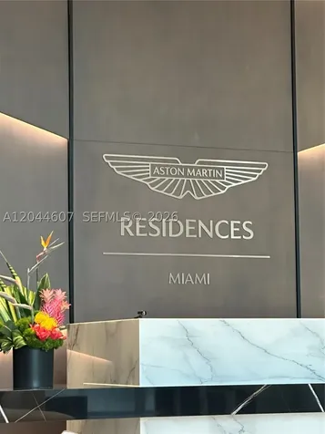 300 Biscayne Blvd Way Miami FL 33131