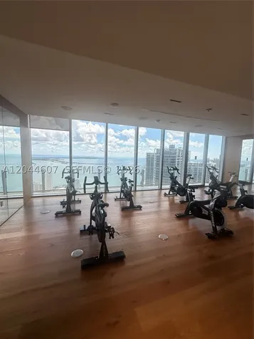 300 Biscayne Blvd Way Miami FL 33131