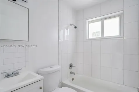 1630 NW 18th Street Miami FL 33125