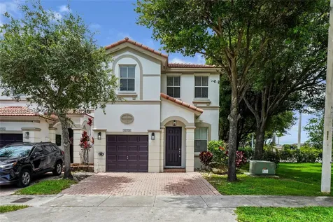 10709 NW 81st Lane Doral FL 33178