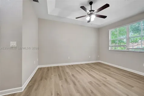10709 NW 81st Lane Doral FL 33178