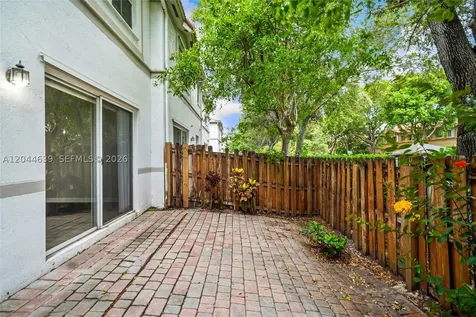 10709 NW 81st Lane Doral FL 33178
