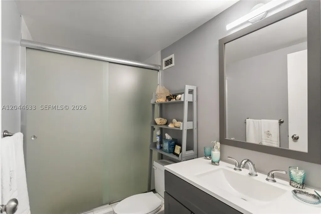 3725 S Ocean Drive Hollywood FL 33019