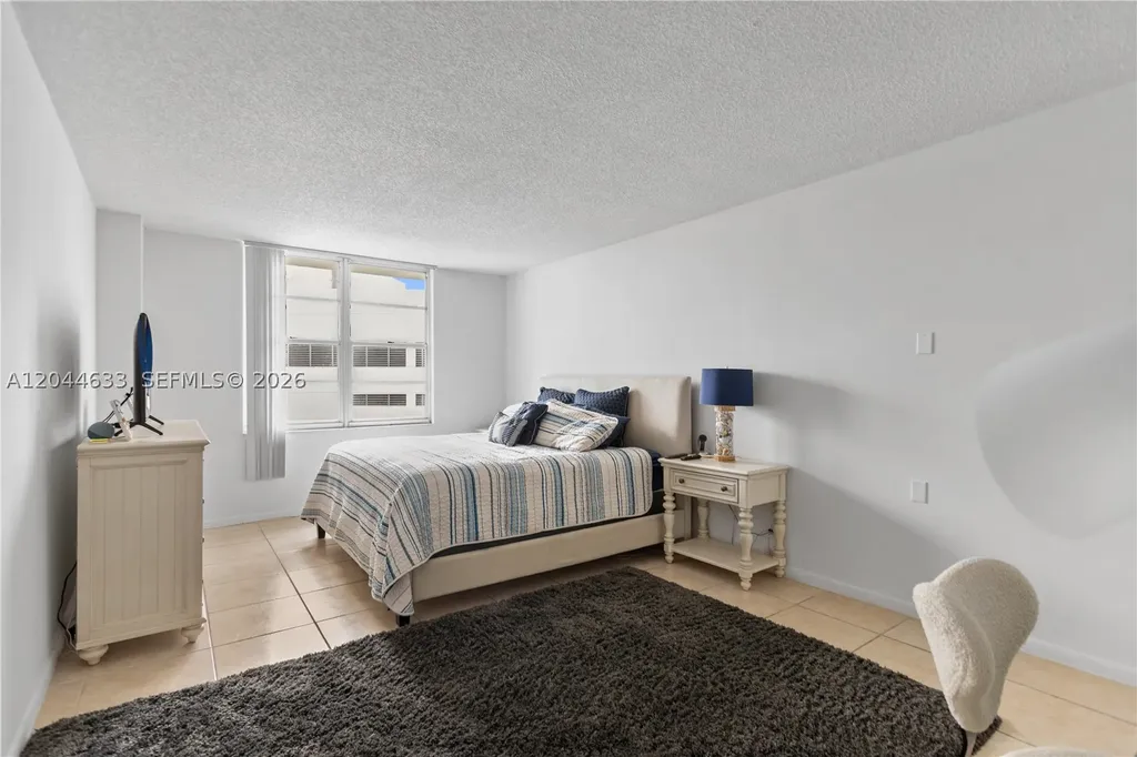 3725 S Ocean Drive Hollywood FL 33019