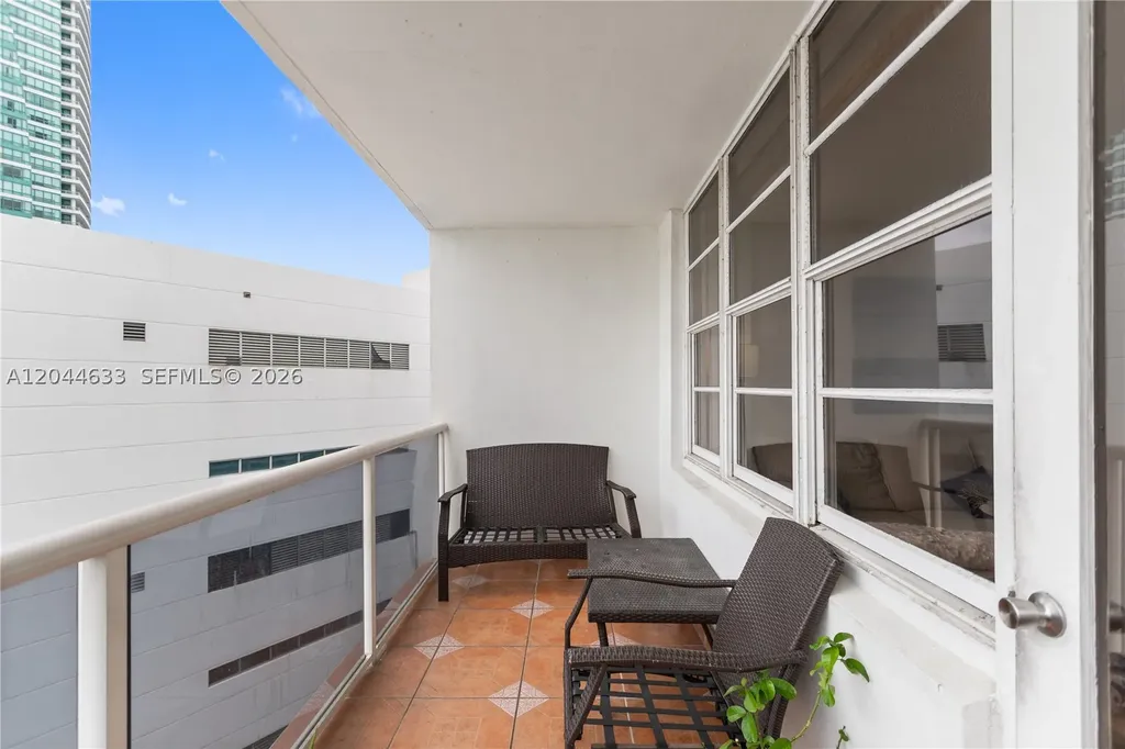 3725 S Ocean Drive Hollywood FL 33019