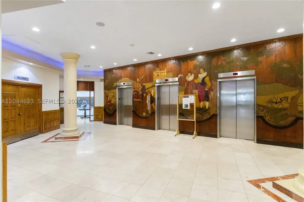 3725 S Ocean Drive Hollywood FL 33019