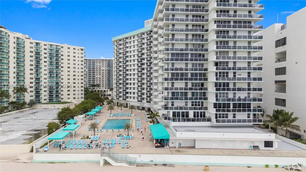 3725 S Ocean Drive Hollywood FL 33019