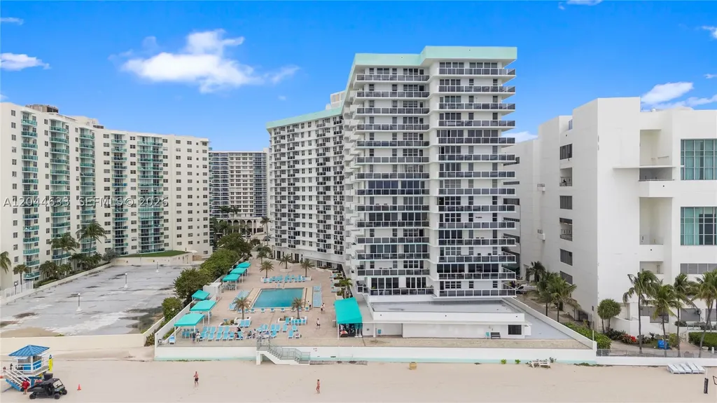 3725 S Ocean Drive Hollywood FL 33019