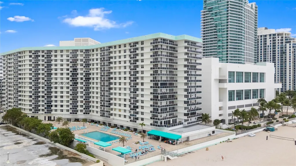 3725 S Ocean Drive Hollywood FL 33019