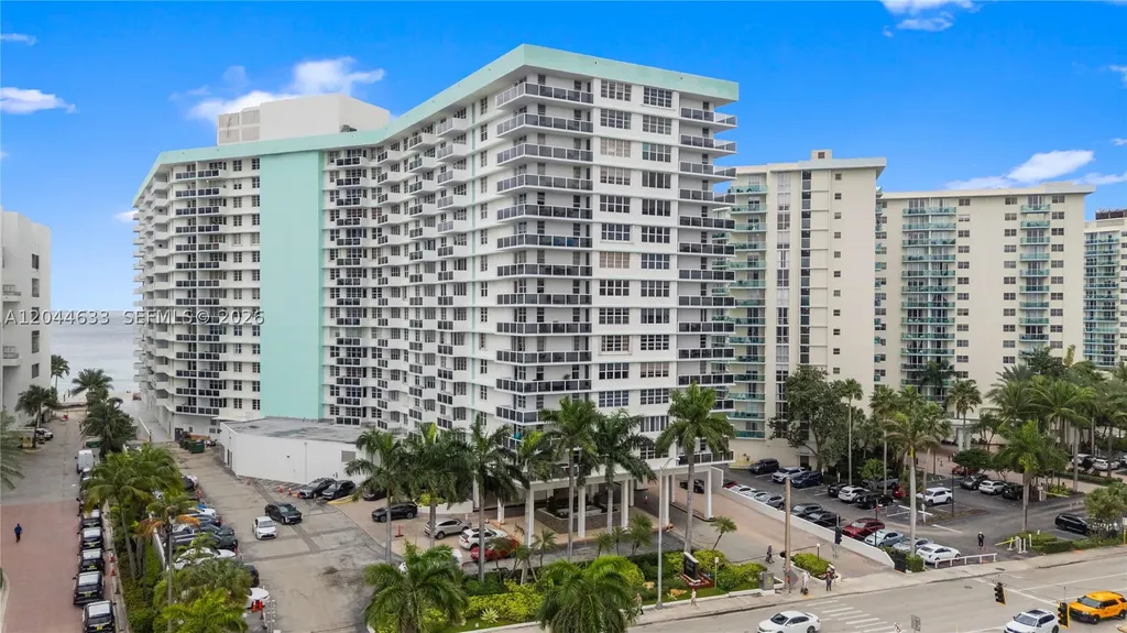 3725 S Ocean Drive Hollywood FL 33019