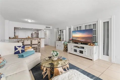 3725 S Ocean Drive Hollywood FL 33019