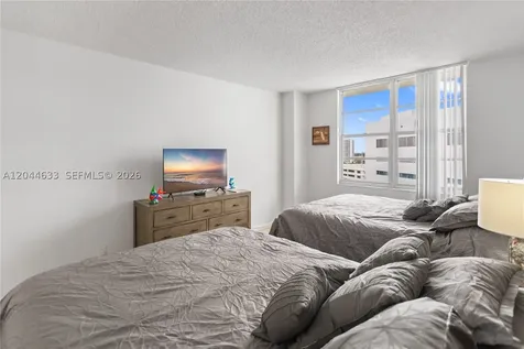 3725 S Ocean Drive Hollywood FL 33019