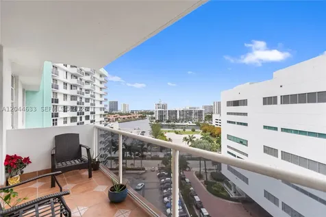 3725 S Ocean Drive Hollywood FL 33019