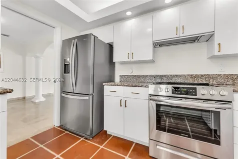 7500 W Treasure Drive North Bay Village FL 33141