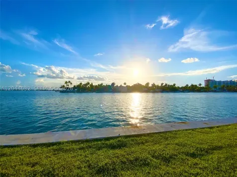 7500 W Treasure Drive North Bay Village FL 33141
