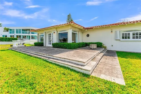7500 W Treasure Drive North Bay Village FL 33141