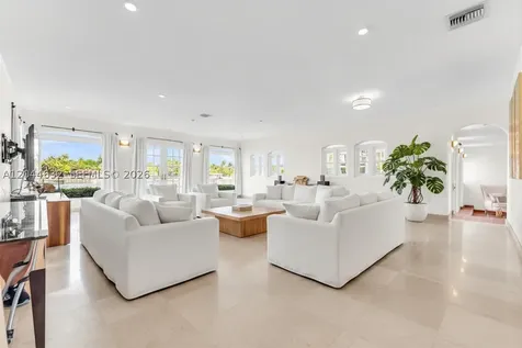7500 W Treasure Drive North Bay Village FL 33141