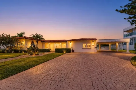 7500 W Treasure Drive North Bay Village FL 33141