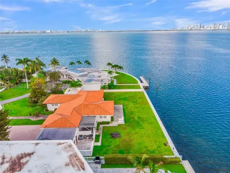 7500 W Treasure Drive North Bay Village FL 33141