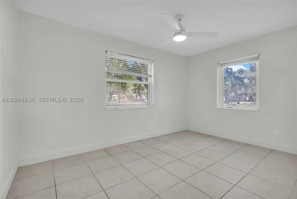 842 S 28th Avenue Hollywood FL 33020