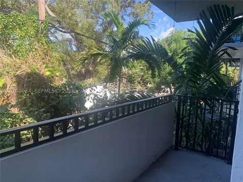 2460 SW 18th Avenue Miami FL 33145