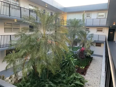 2460 SW 18th Avenue Miami FL 33145
