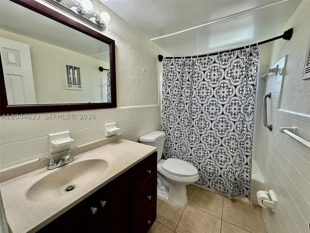 5420 NE 22nd Terrace Fort Lauderdale FL 33308