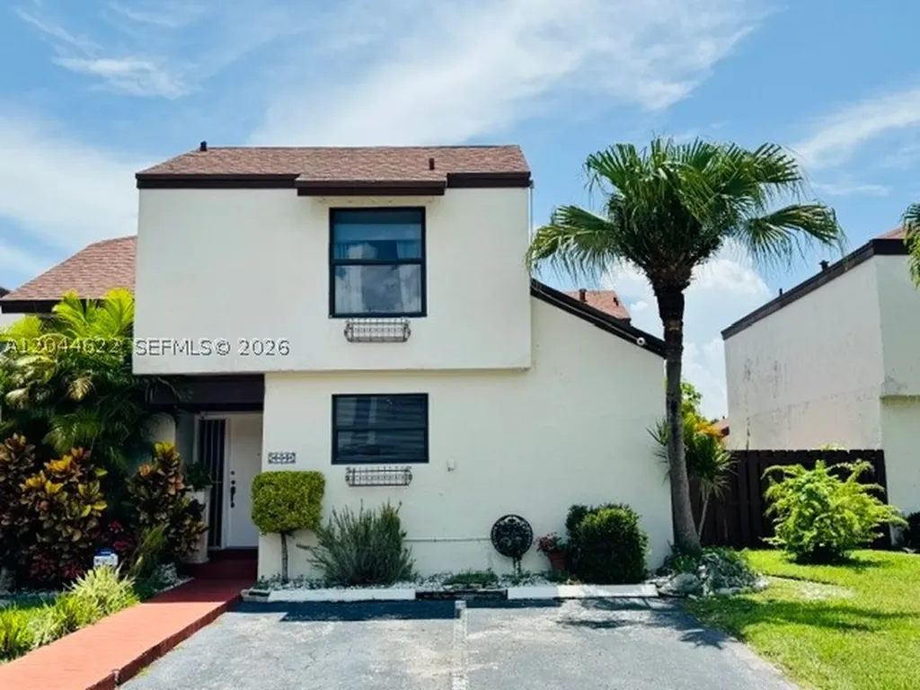 635 NW 97th Place Miami FL 33172