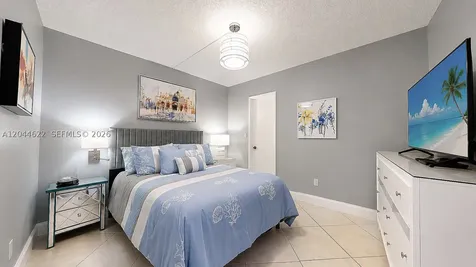 635 NW 97th Place Miami FL 33172