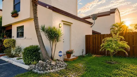 635 NW 97th Place Miami FL 33172